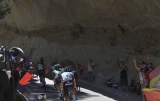 Vuelta ciclista a España por El Caminito del Rey